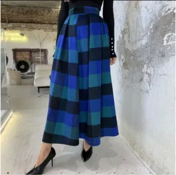 벌스데이 바쉬 패턴 체크 볼륨 롱 스커트