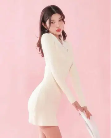 [지금 입을 수 있는 데이트 의류] 다리치 컬러 리브 니트 미니 원피스