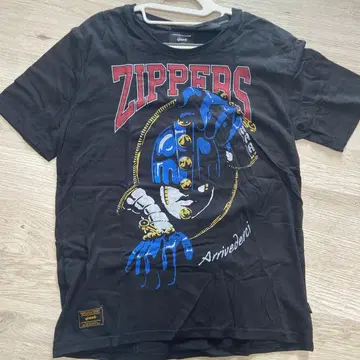 제5부 부챠라티 죠죠 glamb ZIPPERS T셔츠 블랙