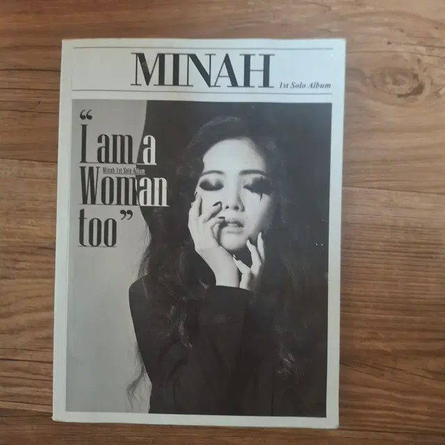 걸스데이 민아 1집 앨범 팝니다.