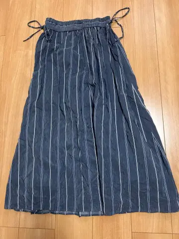 어반 리서치 DOORS 스트라이프 롱 스커트