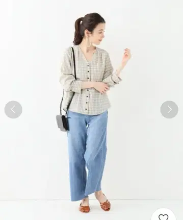 이에나 턱 블라우스 체크 블라우스