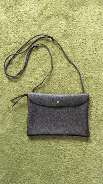 MARINE DAY 고트스킨 파우치 숄더백 SOE 블랙