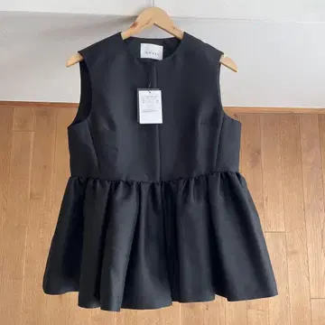 새상품 ANAYI 아나이 실크 울 페플럼 베스트