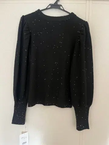 비쥬 포함 블랙 니트 dosdiosas 도스디오사스