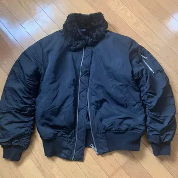 EMODA 퍼 후드 MA-1 블랙 점퍼