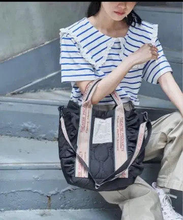 시어터 프로덕츠 별주 2way 퀼트 자카드 테이프 프릴 백