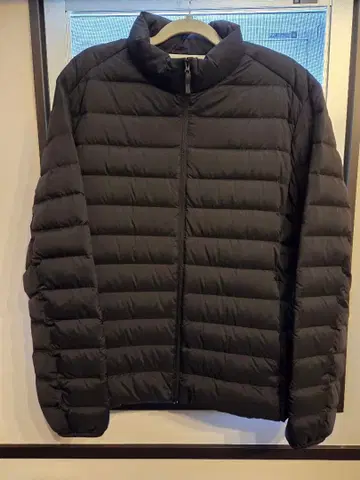 유니클로 울트라 라이트 다운 자켓 [ 블랙 ]