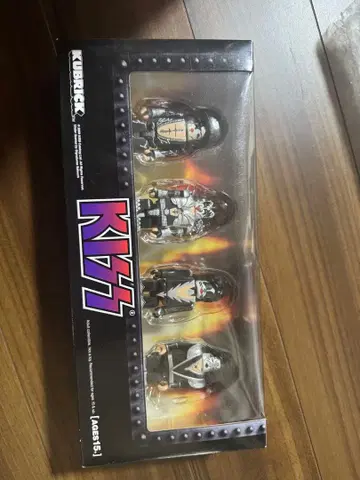 KISS KUBRICK 피규어