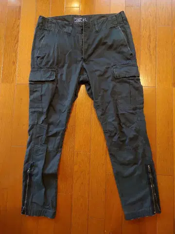Abercrombie & Fitch 카고 팬츠 31 x 30 다크 그린