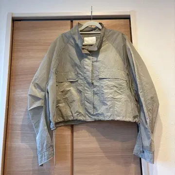 Chico 얇은 소재 아우터 그린