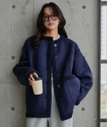 고베 레터스 무스탕 보아 리버서블 숏코트