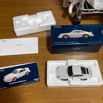 포르쉐 911 까레라 RS 1/18 스케일 모델