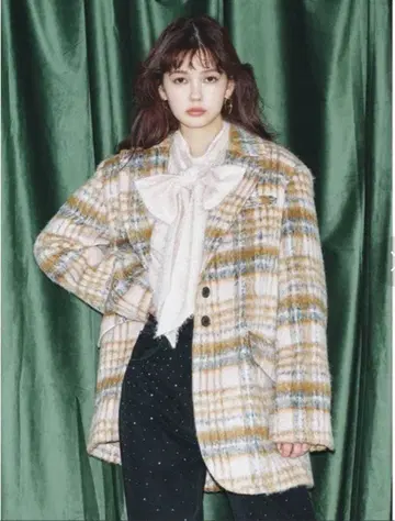 릴리 브라운 샤기 오버 자켓 체크