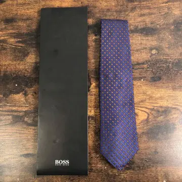미사용품 HUGO BOSS 넥타이
