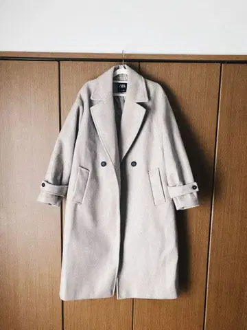 ZARA 소프트 오버 사이즈 코트