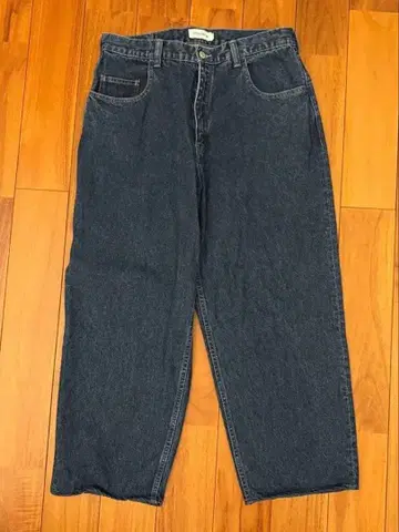 쿠티 프로덕션 데님