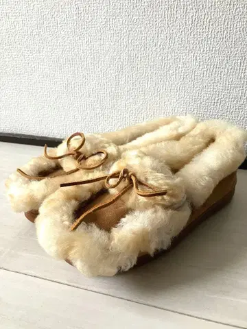 미네통카 얼티밋 시프 모카신 24.5cm