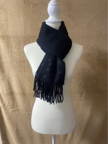 [ 미사용 새상품 ] Pinky&Dianne 핑키&다이앤 머플러