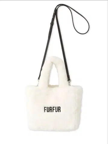 FURFUR 화이트 퍼 숄더백