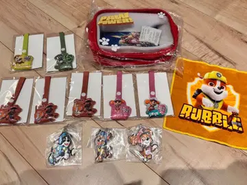 새상품 퍼피구조대 굿즈 세트 백 손수건 키링