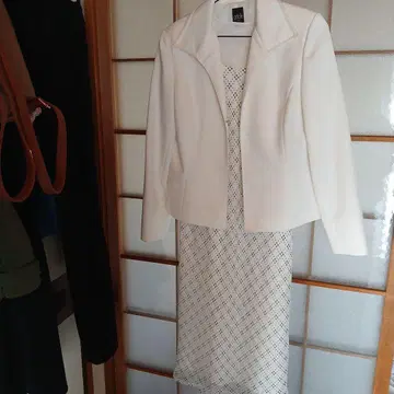 [ 3회만 착용한 새상품급 ] article 원피스 수트 화이트