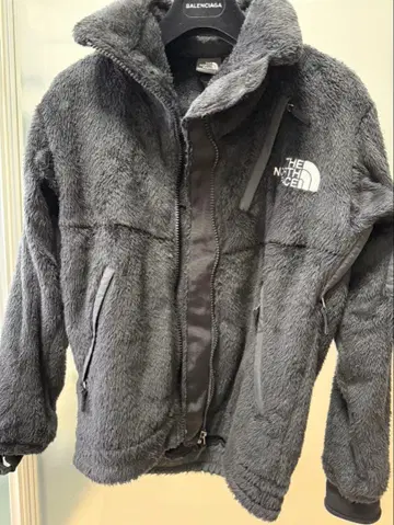 THE NORTH FACE 블랙 버사 로프트 자켓 M