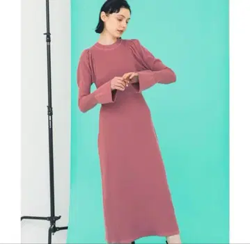 [ INella/이네라 ] 소프트 퍼프 슬리브 니트 원피스