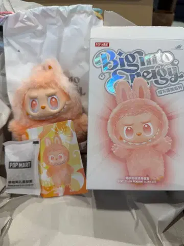 POP MART Big into Energy HAPPINESS 발송