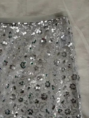 실버 스팽글 타이트 스커트