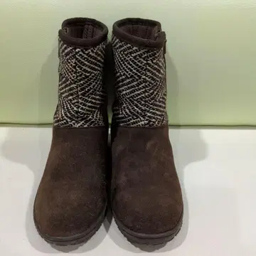 MINNETONKA 숏부츠 스웨이드 브라운