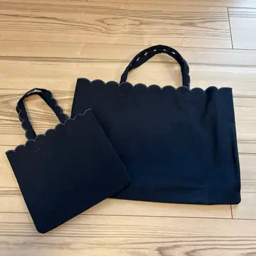 트루 바이 마리코 오이카와 미니백 포함 스캘럽 네이비 백 서브백