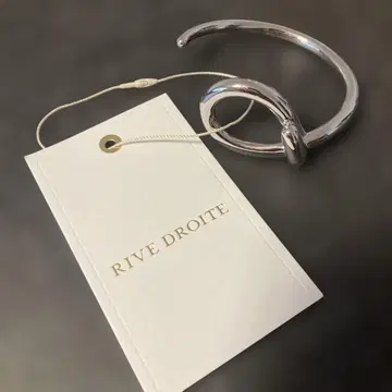 미사용 새상품 리브 드로아 뱅글 팔찌