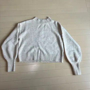 볼륨 슬리브 니트 스웨터 라이트 그레이
