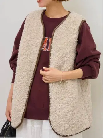 저널 스탠다드 렐룸 시프 인조 모피 지퍼 베스트