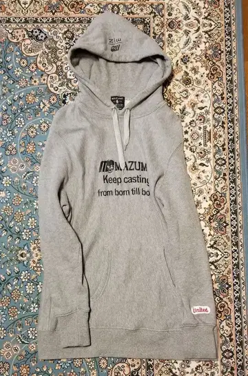 마즈메 후드티 그레이 M 사이즈 미사용 새상품!