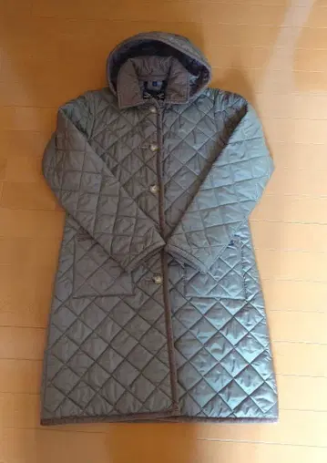 [새상품급] LAVENHAM 라벤햄 롱 퀼팅 코트 사이즈 38