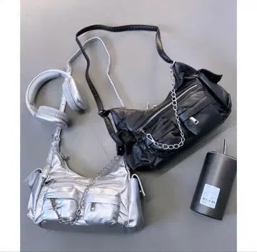 다포켓 숄더백 블랙