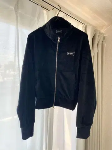 [ 새상품급 ] B-RAVE HANA 로고 벨로아 트랙 자켓