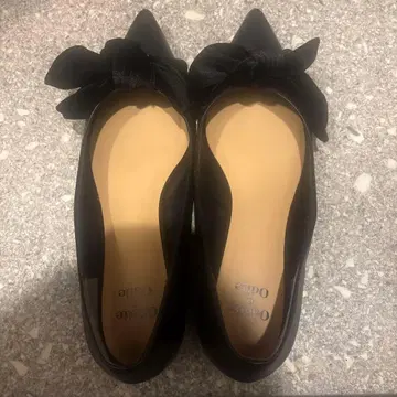 오데트 에 오딜 블랙 스틸레토 플랫슈즈