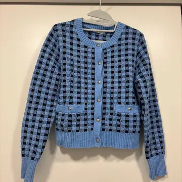 ANAYI 스카이블루와 블랙 체크 무늬 가디건