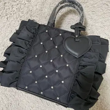 DIANA 프릴 장식 블랙 핸드백