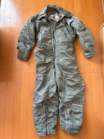 플라이트 수트 60년대 미군 실물 (M 사이즈) CWU-1/P 구제 의류