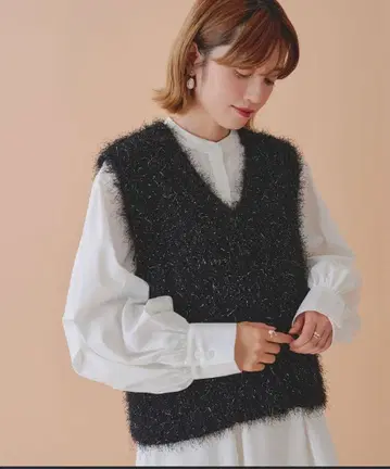 라메 믹스 샤기 니트 베스트