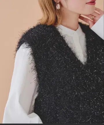 라메 믹스 샤기 니트 베스트