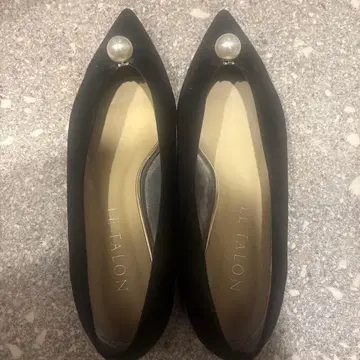 LE TALON 블랙 펄 장식 플랫슈즈