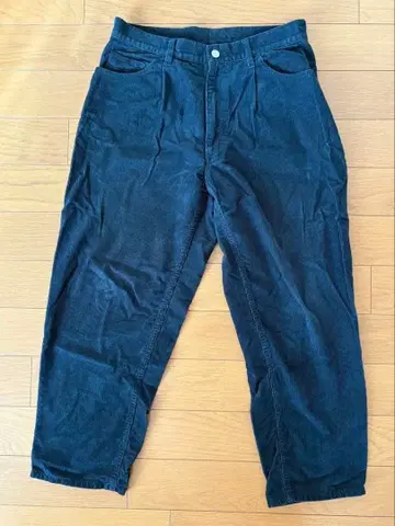 BEAMS 코듀로이 테이퍼드 팬츠 L 사이즈