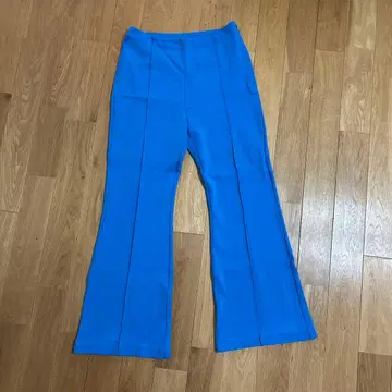 Ray BEAMS / 스트레치 플레어 팬츠 22SS