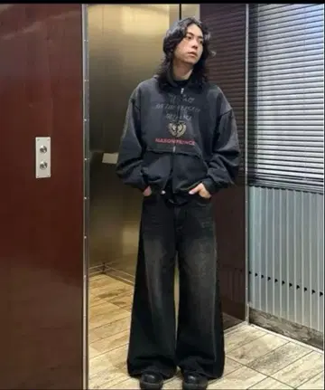 MASONPRINCE 블랙 와이드 플레어 데님