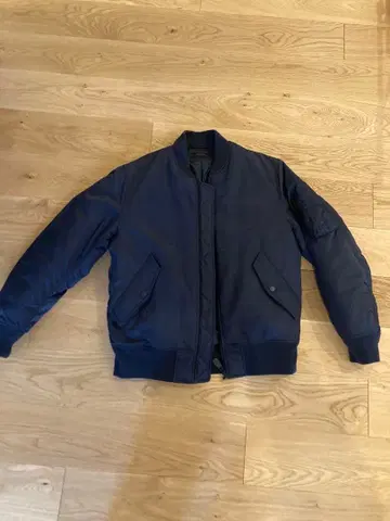 새상품급 UNIQLO 2023AW ma-1 블루종 네이비